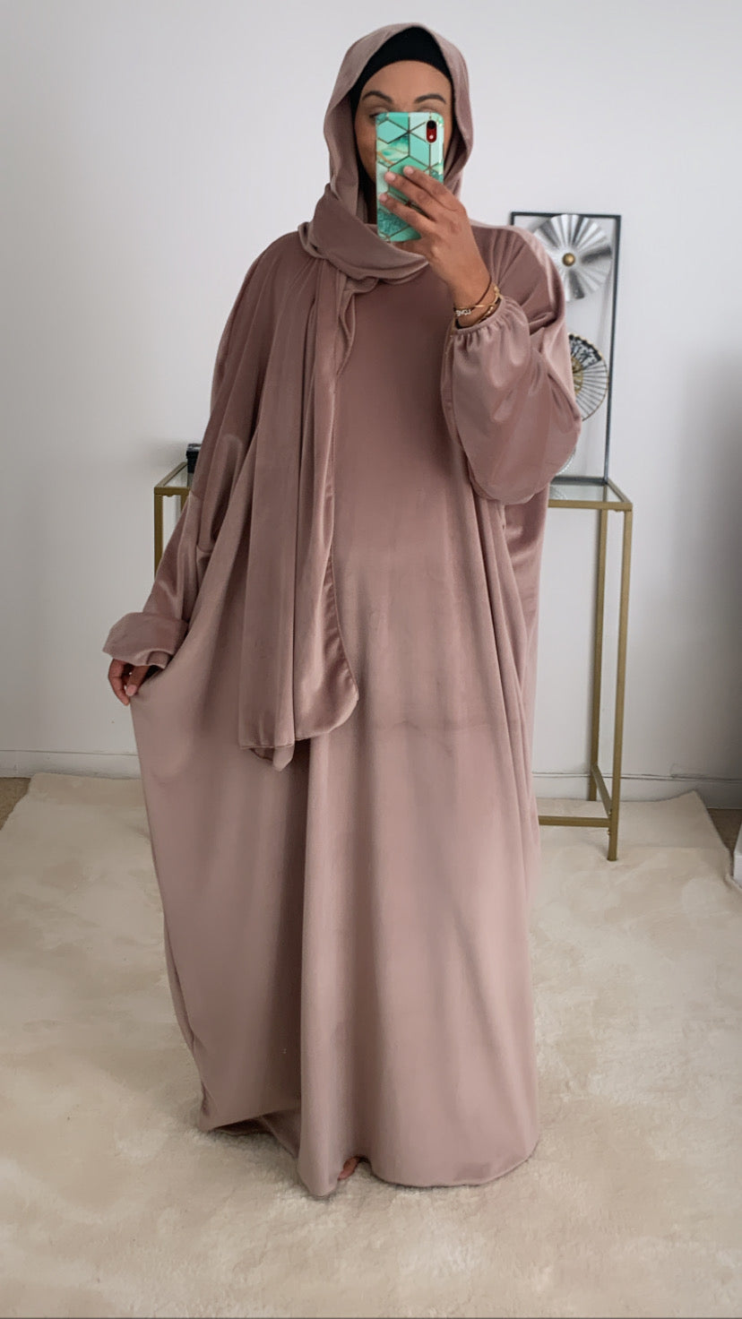 Abaya foulard intégré velours beige rosé